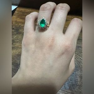 14K Yellow Gold Ladies Fancy Design Emerald and Diamond Cluster Ring